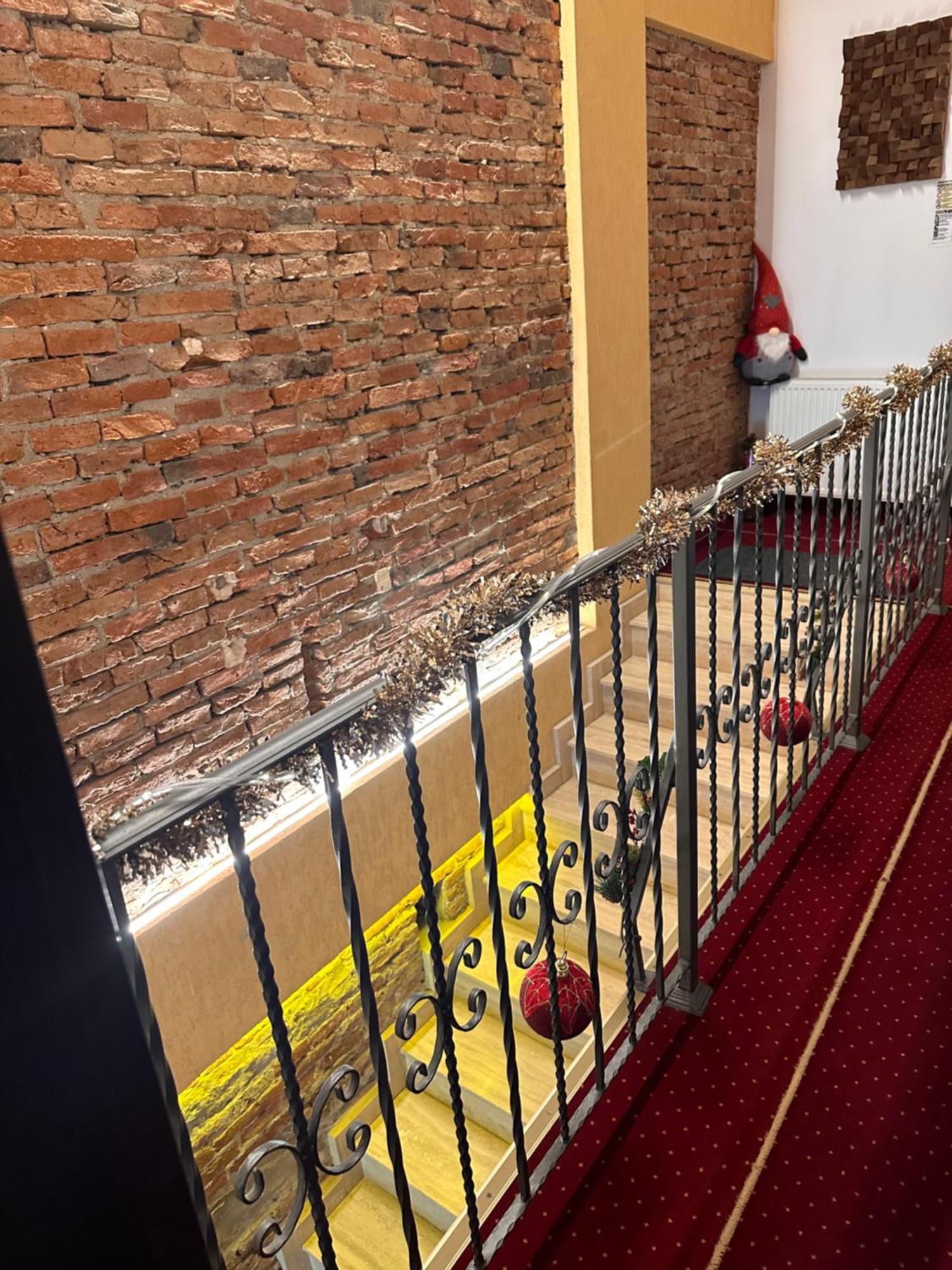Pensiunea Sada Făgăraş Extérieur photo