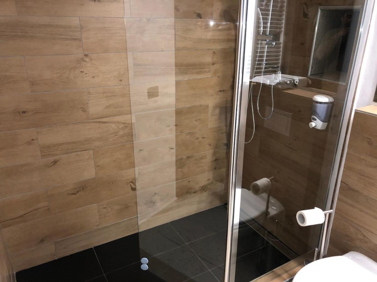 Pensiunea Sada Făgăraş Extérieur photo
